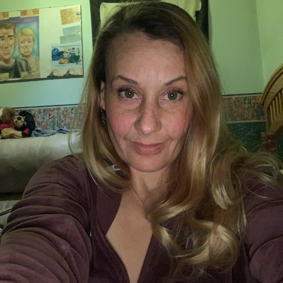 Meet the Posher Other - Meet your Posher, Tara